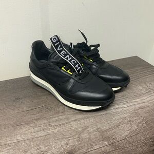 Givenchy Sneakers